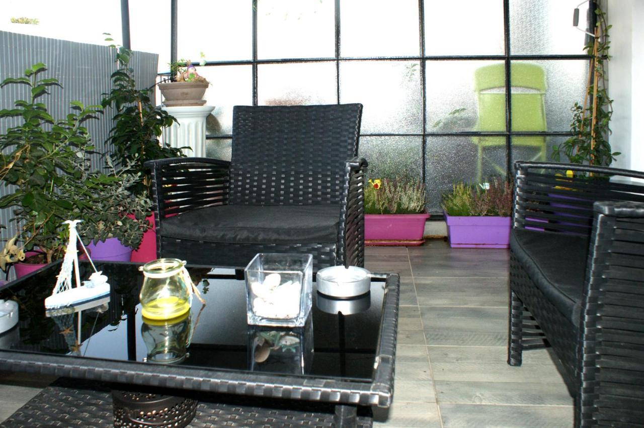 Sunny Studio With Parthenon View Balcony Афины Экстерьер фото